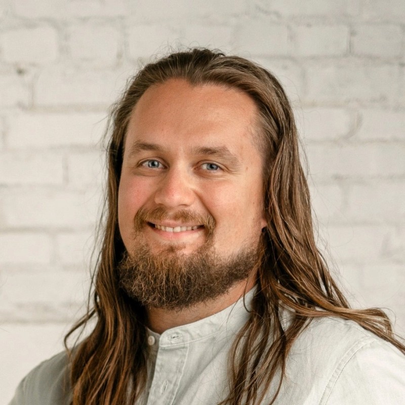 Cramped scam center room